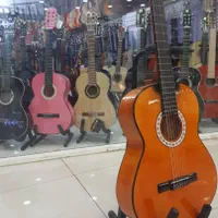 گیتار باکیفیت و ضمانت نامه کارخانه