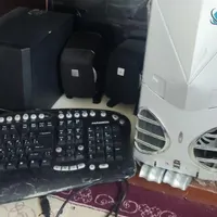 کامپیوتر و وسایل رومیزی