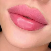 ژل لب مدل روسی و طبیعی بوتاکس میگرن مزوژل|خدمات آرایشگری و زیبایی|تهران, شاهین|دیوار
