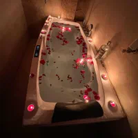 اجاره آپارتمان و منزل مبله فوق شیک جکوزی دار