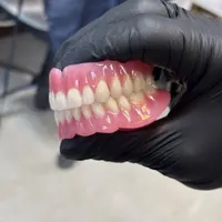 دندانپزشک و دندانساز تجربی