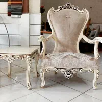 مبل کلاسیک‌مدل آیما
