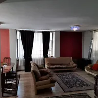 آپارتمان ۱۲۷ متری /۲ خوابه/غرق در نور