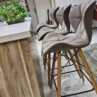 صندلی اوپنی مناسب برای اوپن، میز جزیره و کانتر