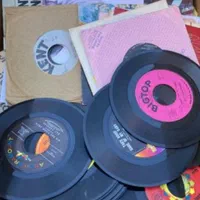 خریدفروش صفحه گرام گرامافون سنگی مجلات قدیمی