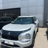 میتسوبیشی اوتلندر اوتلندر 7 نفره، مدل ۲۰۲۴