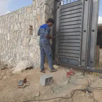 جوشکاری تخصصی سیار درب وپنجره وتعمیرات