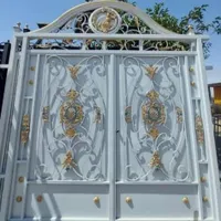 درب باغی حیاط