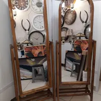 آینه قدی پایه دار چوبی