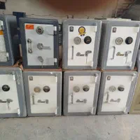 فروشگاه آقای گاوصندوق