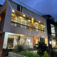 اجاره ویلا تریبلکس استخردار با روف گاردن جنگلی ر