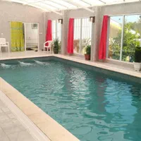 ویلا چهار خواب استخر بزرگ