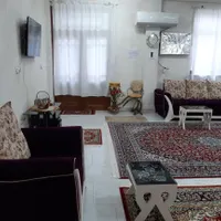 دوخواب وتک خواب تمیزباحیاطی باصفا|اجارهٔ کوتاه‌مدت آپارتمان و سوئیت|صومعه‌سرا, |دیوار