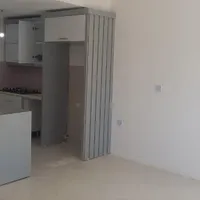 ۷۸ متر ، دو نبش ، نورگیر عالی