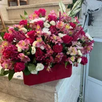 باکس گل ۴۰۰ .تاج ۱۵۹۰. روقبری ۷۰۰.دسته گل ۵۰۰