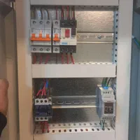 برقکار صنعتی و ساختمان نصب آیفون و رفع اتصالات