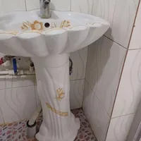 سنگ روشویی . شیر روشویی.دوش کامل و آیینه بزرگ