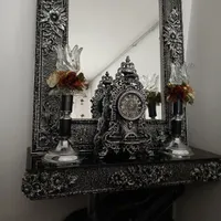 اینه وشمعدان بزرگ