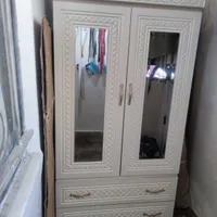 کمدلباس و ساعت ایستگاه و پاسماوری مبل  فروش فوری