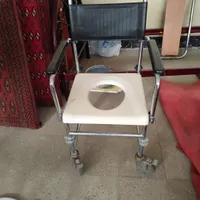 فروش تخت و ویلچر دستشویی بیمار|آرایشی، بهداشتی، درمانی|تهران, بلوار کشاورز|دیوار