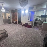 سه طبقه کلنگی قابل سکونت ۱۶۰ متری