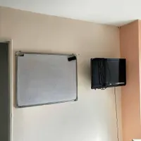 اجاره کلاس آموزشی ساعتی ،روزانه، ماهیانه|اجارهٔ کوتاه‌مدت دفتر کار و فضای آموزشی|تهران, میدان انقلاب|دیوار