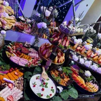 تشریفات عروسی ، تولد ، اجاره باغ ، سالن اجتماعات