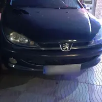 ۲۰۶ مدل ۸۲