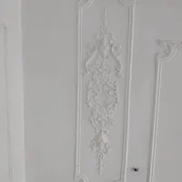 نصاب گچبری پیش ساخته نصب ابزار آماده قاب بندی گچی|خدمات پیشه و مهارت|تهران, تهرانپارس شرقی|دیوار