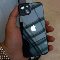 اپل iPhone 13 با حافظهٔ ۱۲۸ گیگابایت