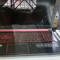 طاها رایانه لپتاپ های در حد داخلی