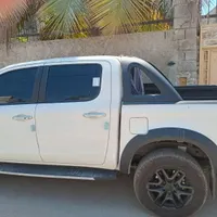 کی ام سی T8 برای اطلاعات توضیحات رو بخونید