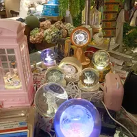 گوی کریستال چراغ خواب عمده و تکی|چراغ خواب و آباژور|شیراز, سینما سعدی|دیوار