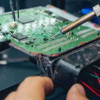 تعمیرات تخصصی کامپیوتر خودرو (ایسیو)