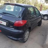 ۲۰۶ شاسی سالم مدل ۸۹  سر حال