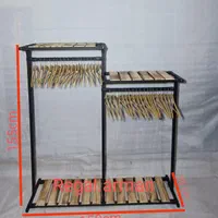 رگال ارمان ،رگال و چوب لباسی