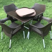 صندلی حصیری پایه فلزی