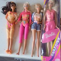 10 عدد عروسک باربی اصل Mattel با 2بسته لباس باربی
