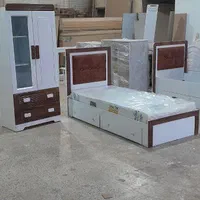 تخت خواب یک نفره لمسه دار سه تکیه