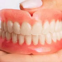 ساخت انواع پروتز های دندانی. دندان مصنوعی
