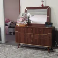 کنسول و آینه