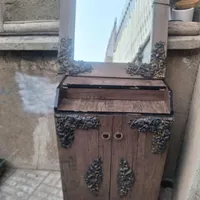 جاکفشی وآینه
