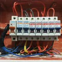 خدمات برقکاری ساختمان و برق صنعتی