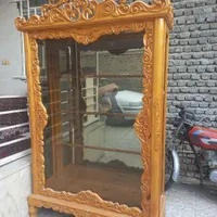 بوفه تماما از چوب نراد منقش کاری شده