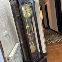 ساعت ایستاده آنتیک با گرام مافون رومیزی