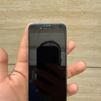 آیفون SE 3 (2022) با حافظه ۱۲۸ گیگابایت در حد نو