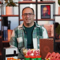 استودیو تولید محتوای حرفه‌ای پاسکال|اجارهٔ کوتاه‌مدت دفتر کار و فضای آموزشی|کرج, چهارصد دستگاه|دیوار