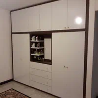 نصاب وسازنده انواع کابینت وکمددیواری