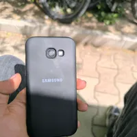 سامسونگ Galaxy A5 (2017) با حافظهٔ ۳۲ گیگابایت