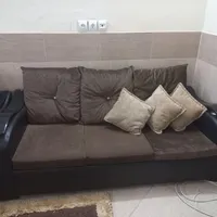 مبل ۷ نفره با میز جلو مبلی و ۴ عسلی کنار مبل|مبلمان خانگی و میز عسلی|سیرجان, |دیوار